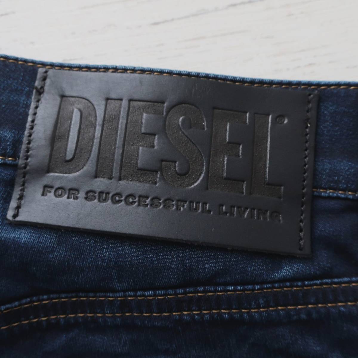 新品 未使用 ディーゼル DIESEL ジョグジーンズ D-STRUKT-NE 超