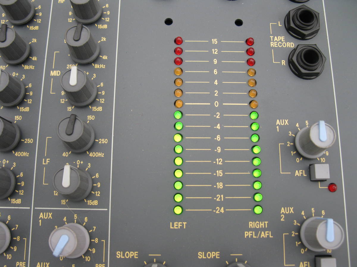 SOUNDCRAFT SPIRIT LIVE 8CH 数回使用 美品ケース付き | inmarco.ae