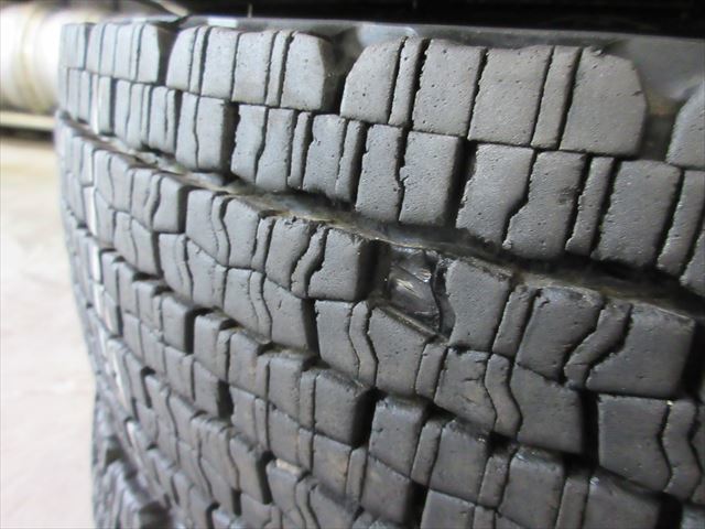 送料無料　スタッドレス　225/80R17.5　DUNLOP　SP002　20～22年　4トン車17.5×6.00 6穴 再塗装 6本 フォワード レンジャー ファイター等_画像9