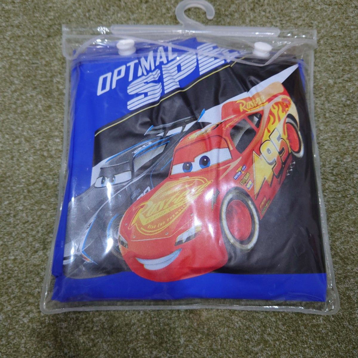 驚きの値段で ディズニー Disney カーズ レインコート i9tmg.com.br
