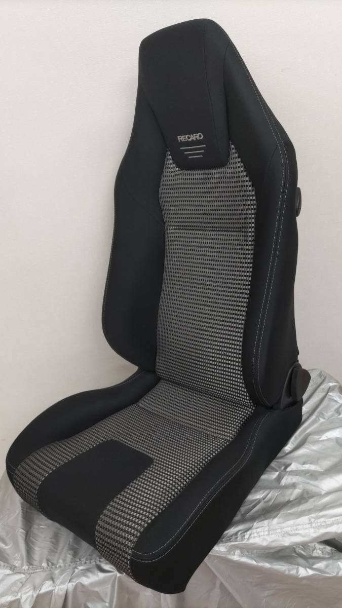 ヤフオク! - RECARO レカロシート LX-F IM110 BK ブ...