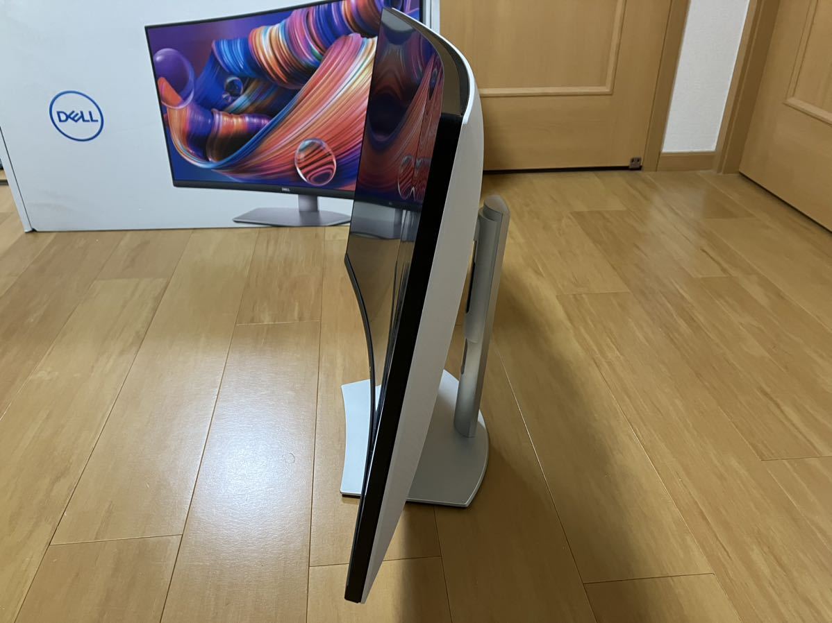 DELL デル S3221QS 31.5インチ 3840x2160 4Kワイドモニター 曲面 非