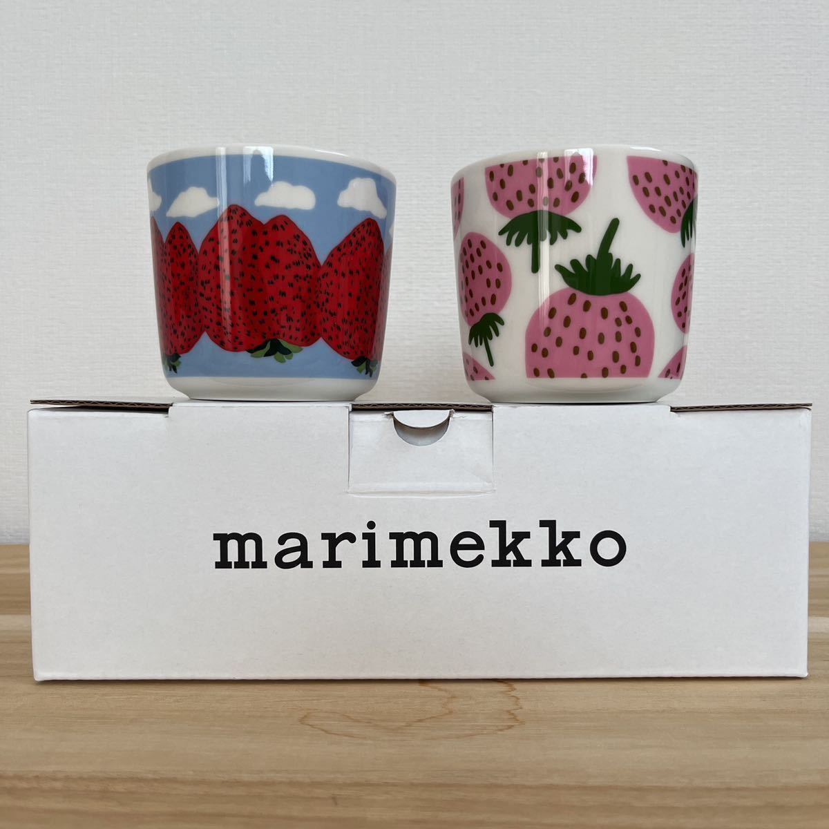 未使用 marimekko Mansikkavuoret Mansikka コーヒーカップ(ハンドルなし) 2個セットマリメッコ マンシッカヴォレット マンシッカ_画像1