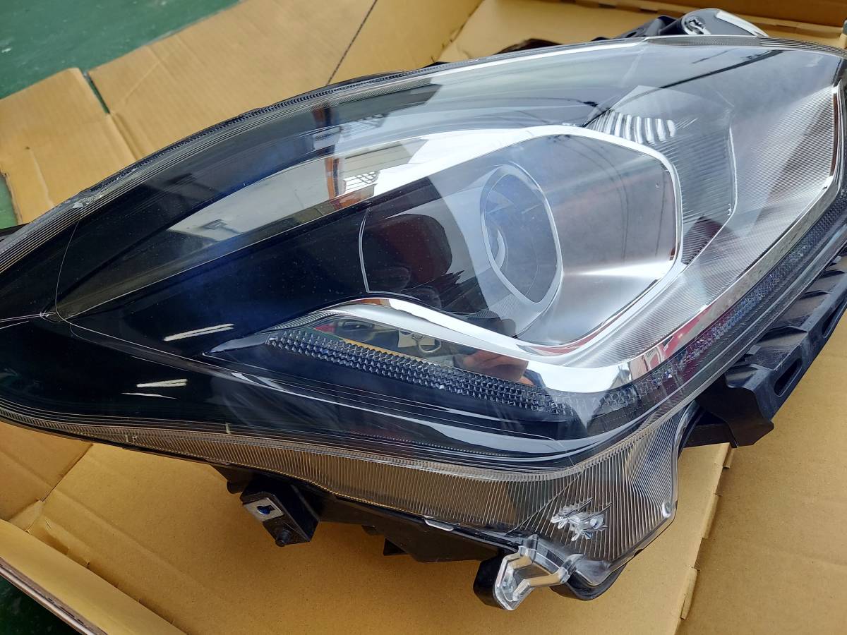スイフト スポーツ ZC33S 右 ヘッドライト 破損無し | qarta.com.bo