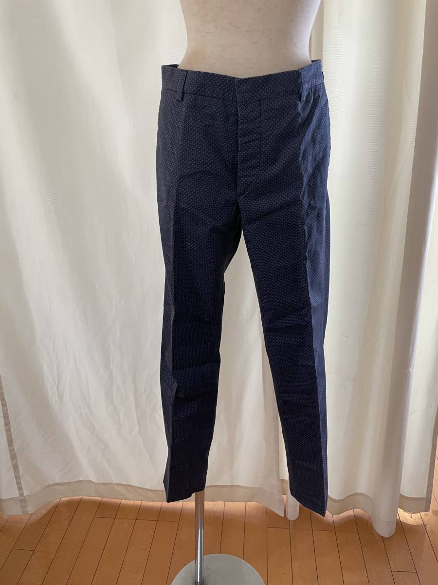 贅沢品 スラックス 総柄 48サイズ PRADA グッドシルエット 即決 パンツ