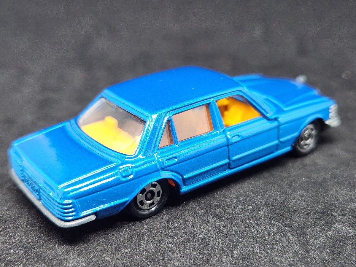 トミカ 赤箱 87 メルセデスベンツ450SEL 日本製 早い者勝ち トミカ 赤箱 87 メルセデスベンツ450SEL 日本製 早い者勝ち