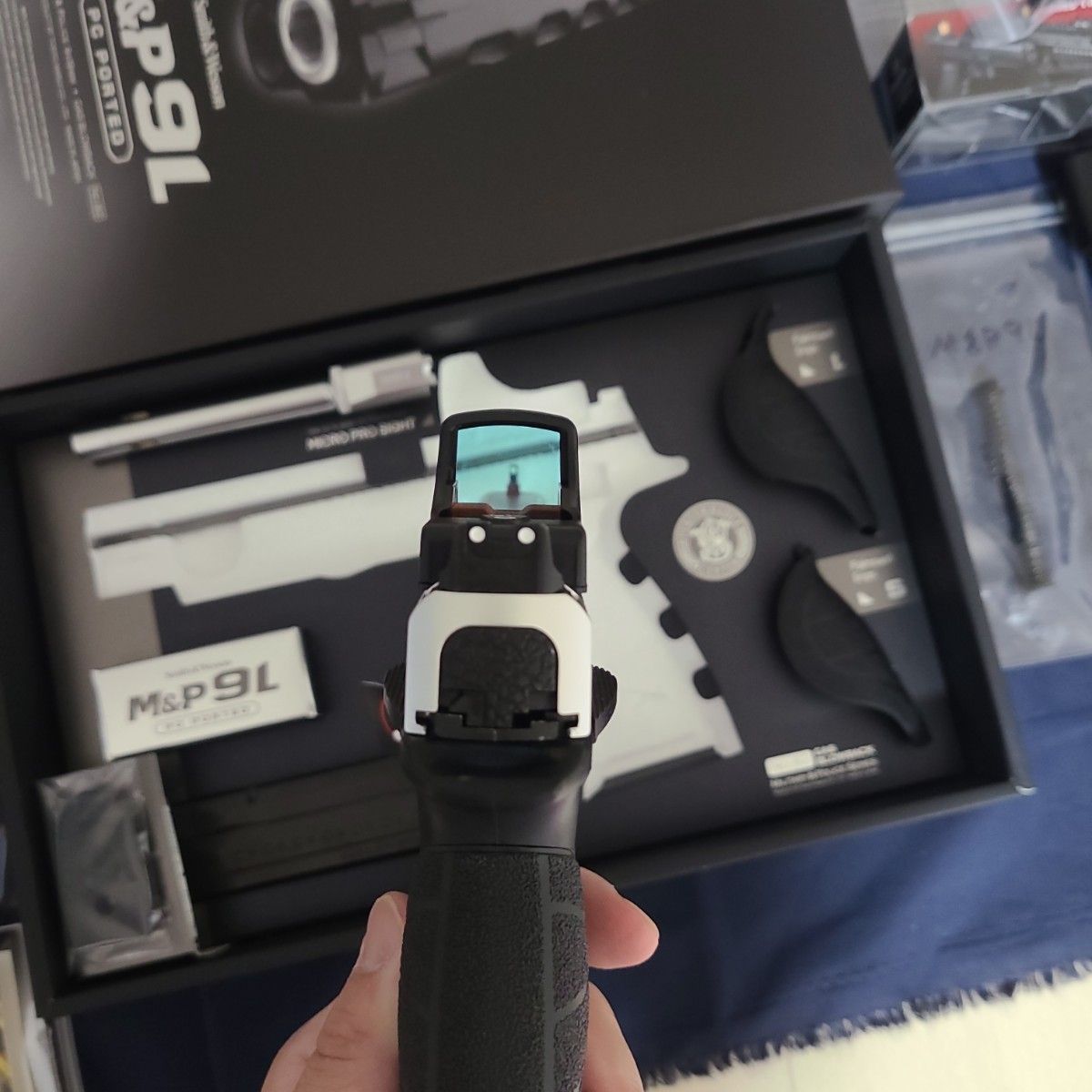 超美品 東京マルイ アルミスライド m&p9l エアガン 井上たきな 超美品 東京マルイ アルミスライド m&p9l エアガン 井上たきな
