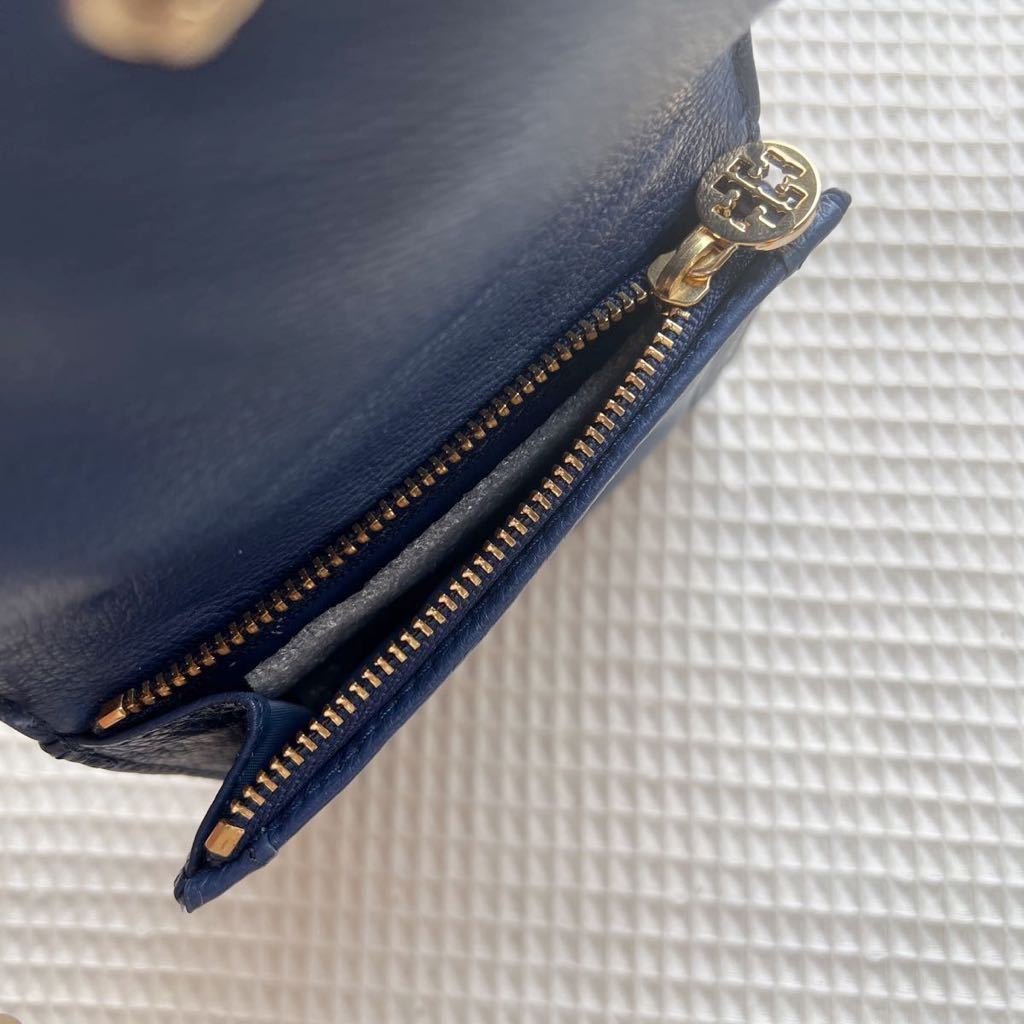 競売 トリーバーチ 新品 未使用 コンパクト財布 インディゴ TORY BURCH