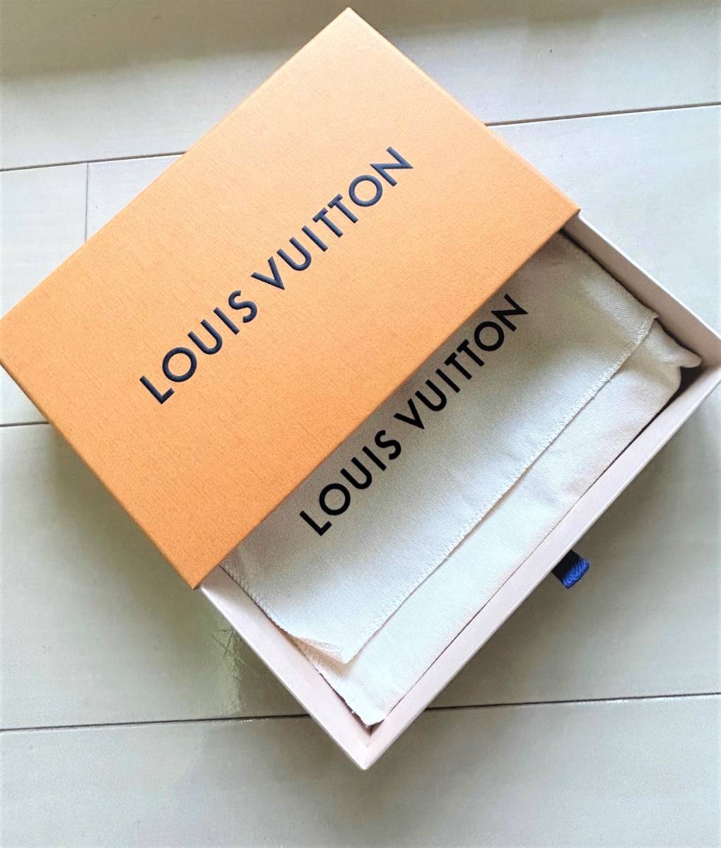 新品同様★LOUIS VUITTON ルイヴィトン　ケース　箱　布袋　保存ボックス　お財布/ポーチなど★ギフトケース_画像2