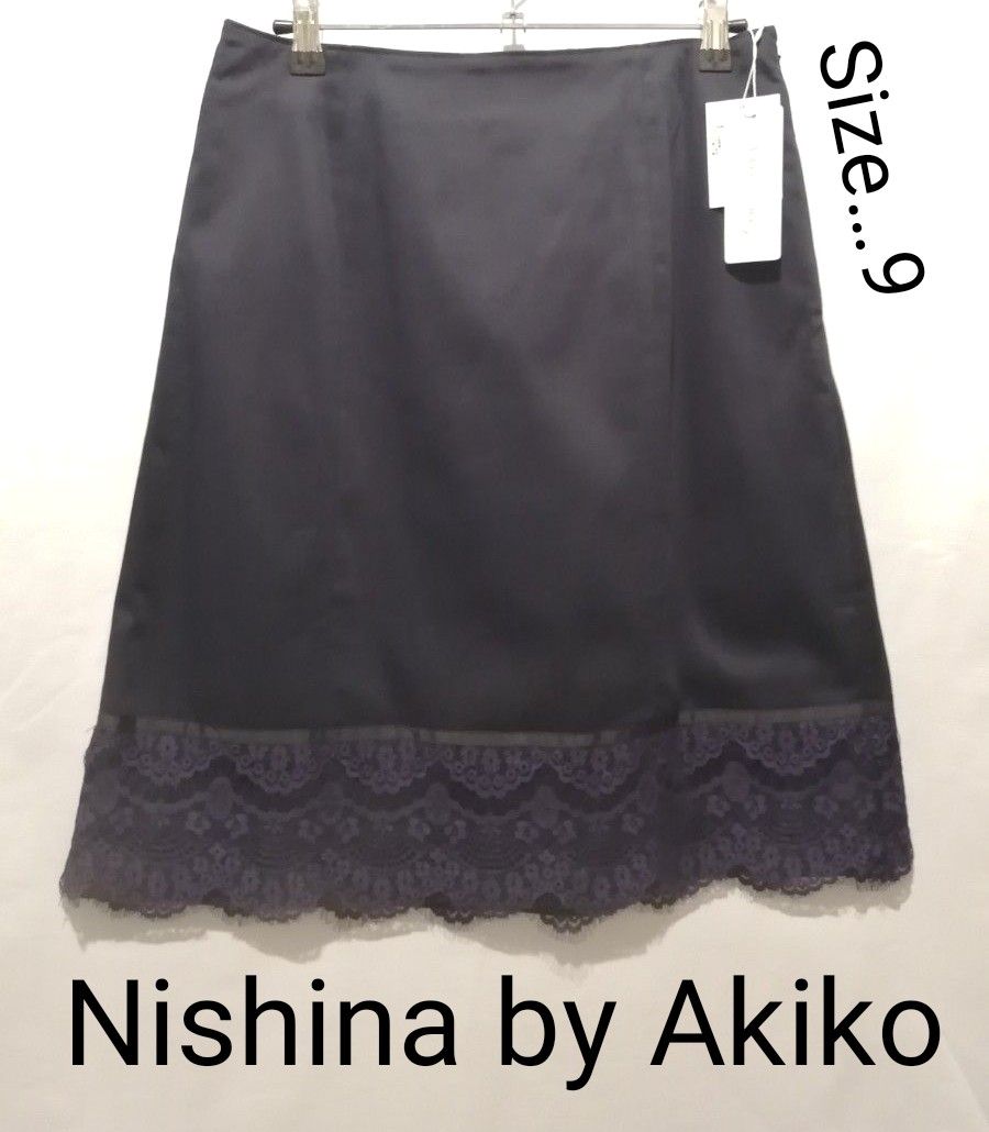 Nishina by Akiko ニシナバイアキコ　レースデザインスカート　ネイビー　9号　値札付き未使用品