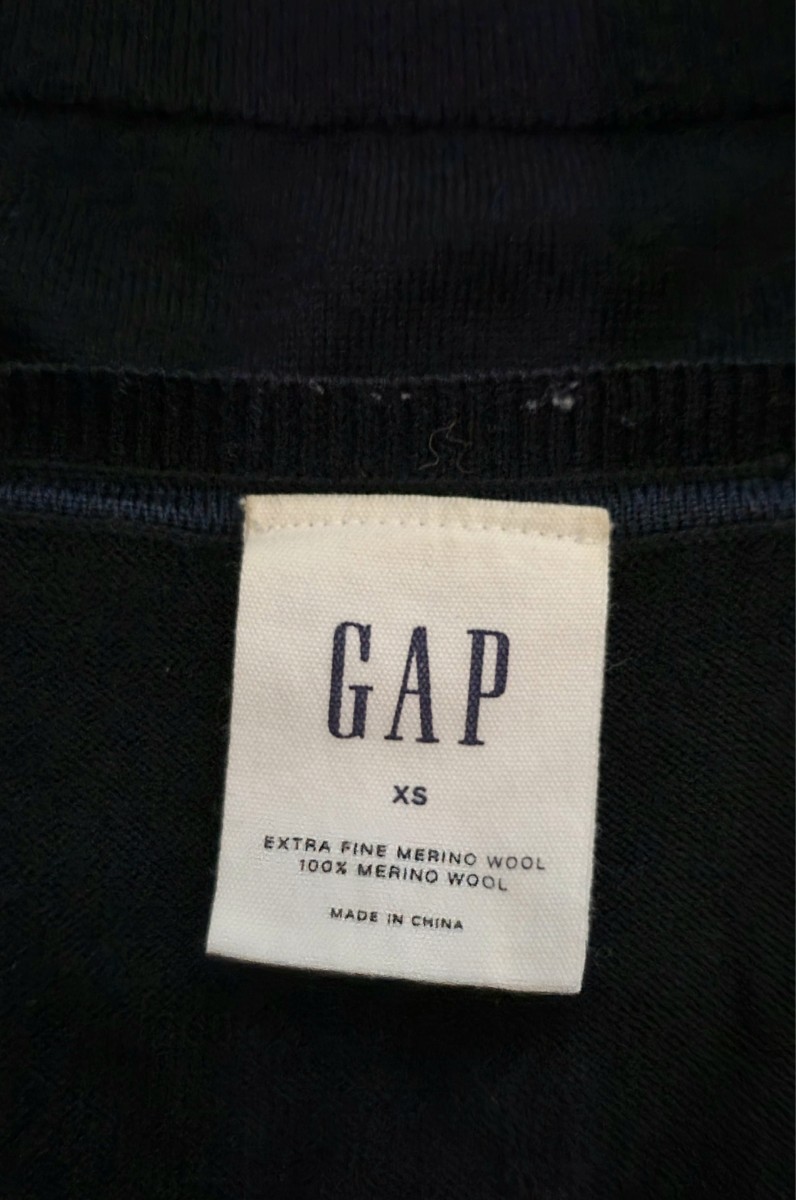 GAP ギャップ　ウール　カーディガン　ブラック　XS 数回着用　中古　美品_画像3