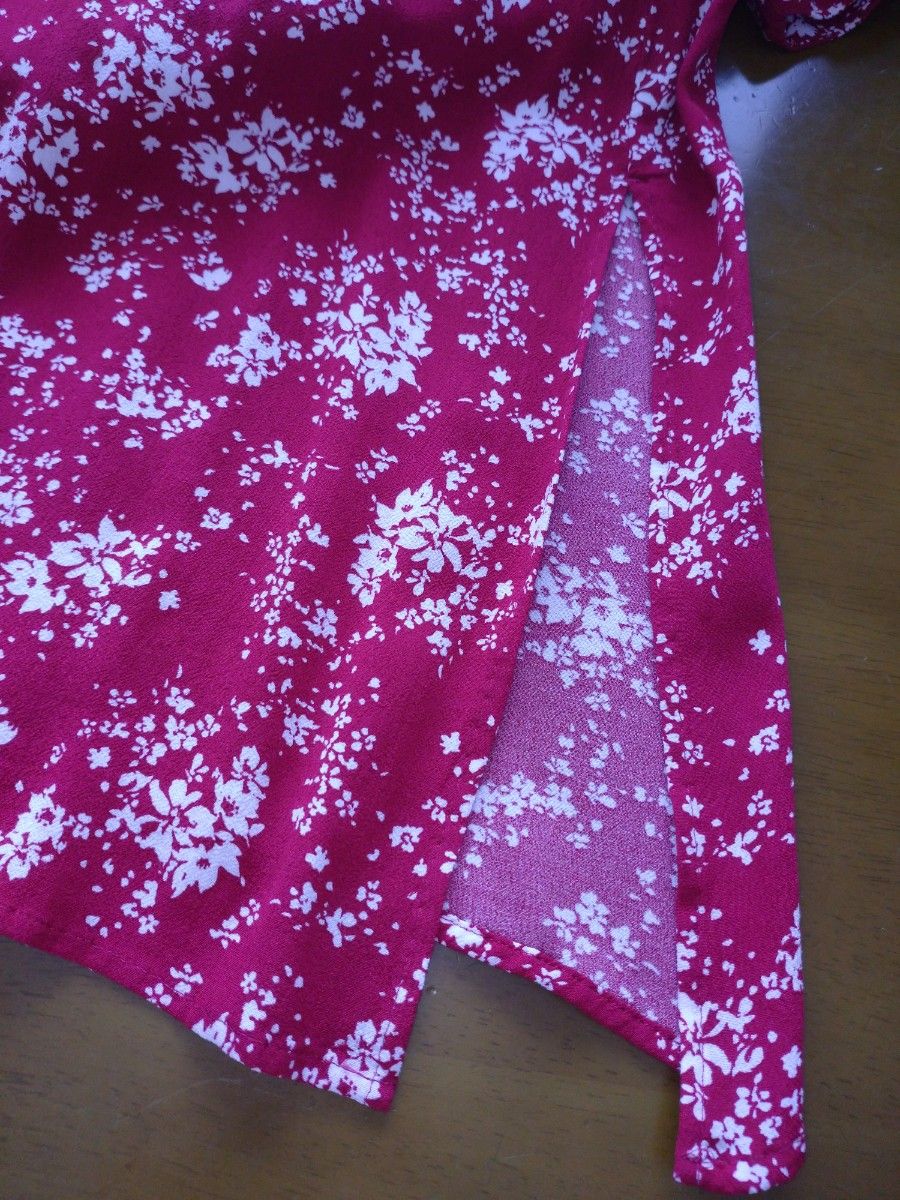 ユニクロ 花柄 レーヨン ロングワンピース シャツワンピース 赤 七分袖 XXL 大きいサイズ 羽織り 