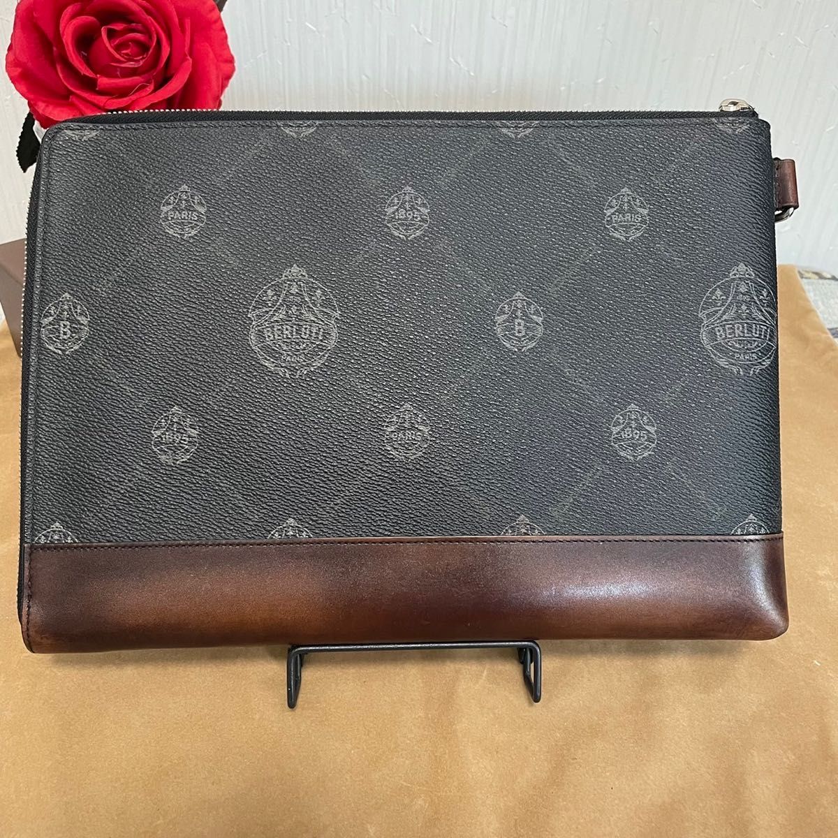 □ベルルッティ□Berlutiクラッチバッグ♪ヴェネチアレザー♪極美品