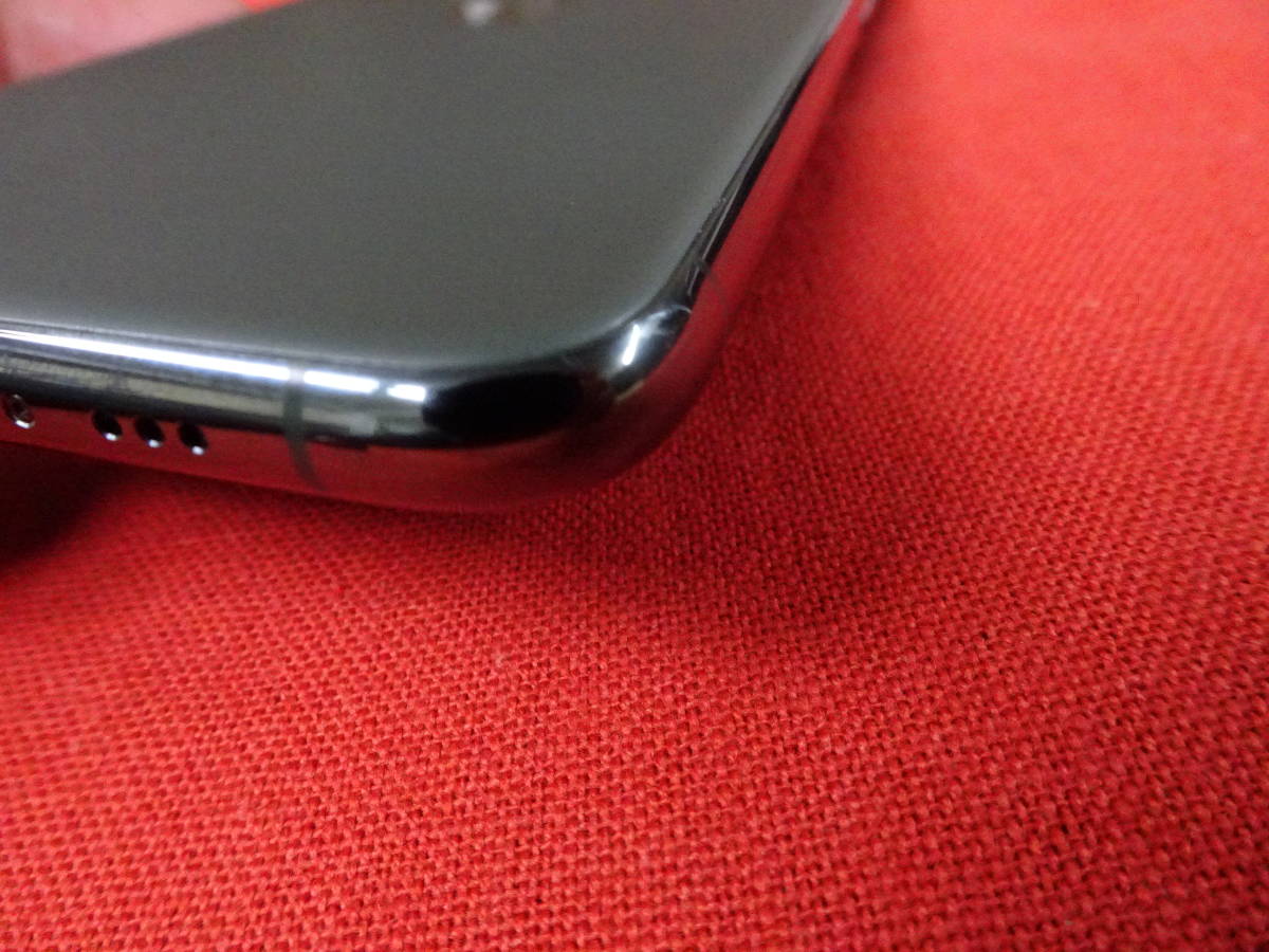 SIMフリー iPhone 11 Pro 64GB ミッドナイトグリーン 難あり品