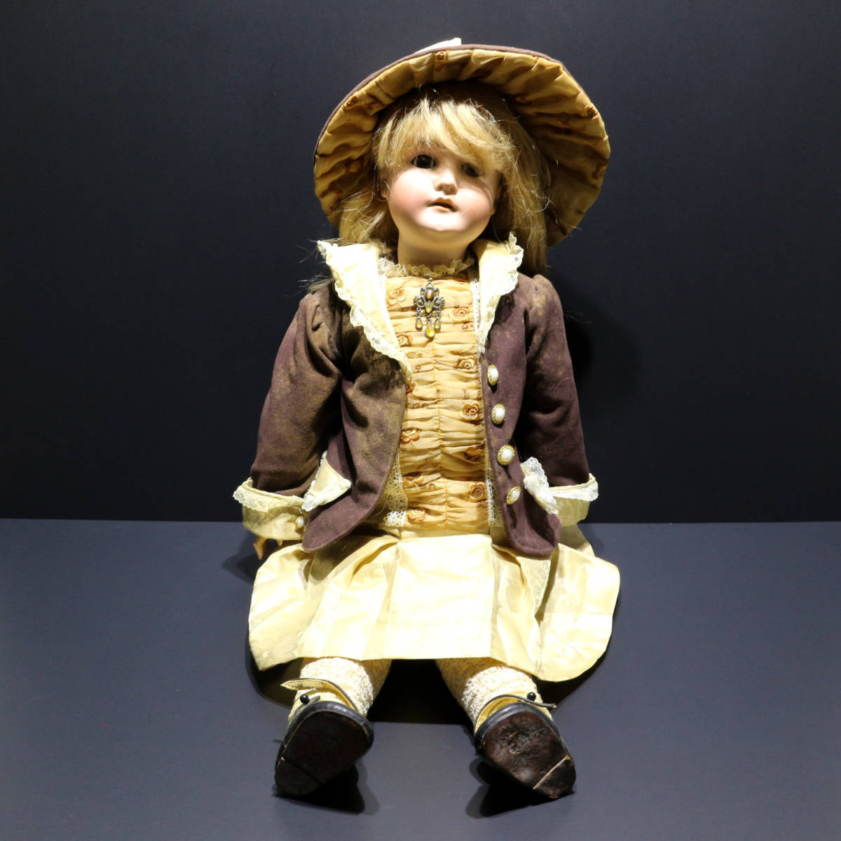 ヴィンテージ / ビスクドール / ドイツ製 / global dolls製 ウィッグ