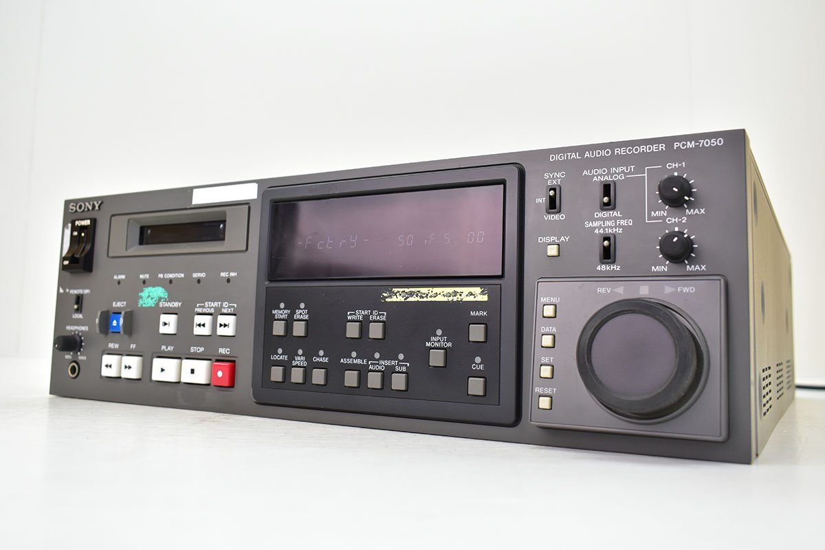 Yahoo!オークション - SONY PCM-7050 業務用 DATレコーダー Yahoo!オークション - SONY PCM-7050 業務用 DATレコーダー