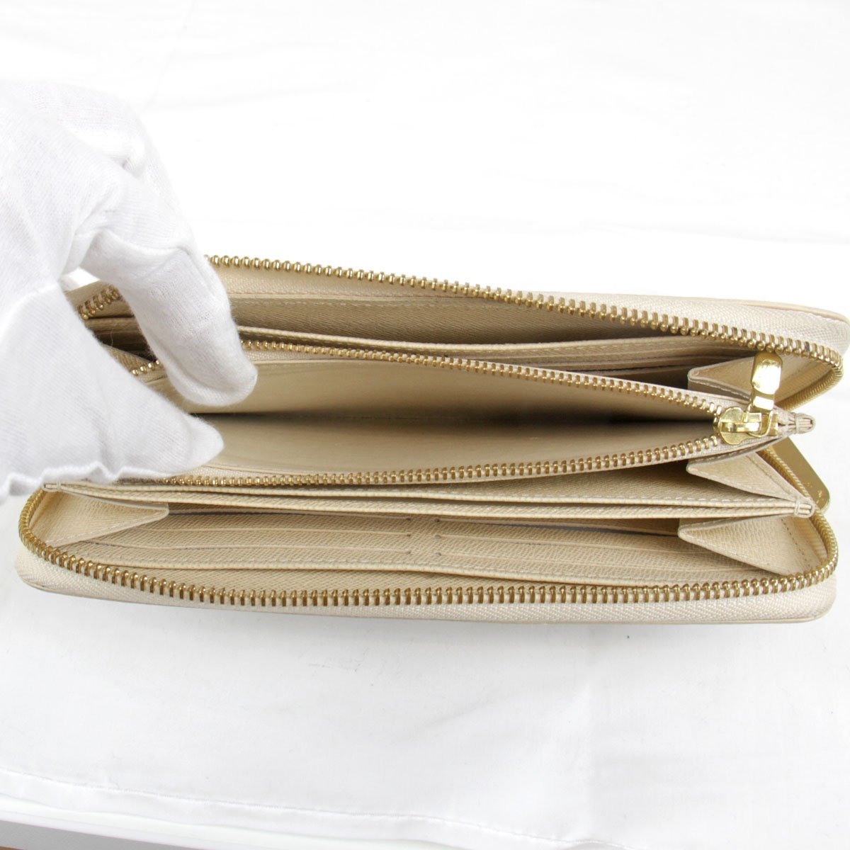 美品『USED』 LOUIS VUITTON ルイ・ヴィトン ジッピーウォレット