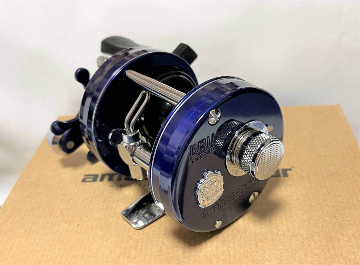 ☆ ABU ambassadeur 2500C ブルー 超希少 新品未使用品 ブラック ☆ ABU ambassadeur 2500C ブルー 超希少 新品未使用品 ブラック