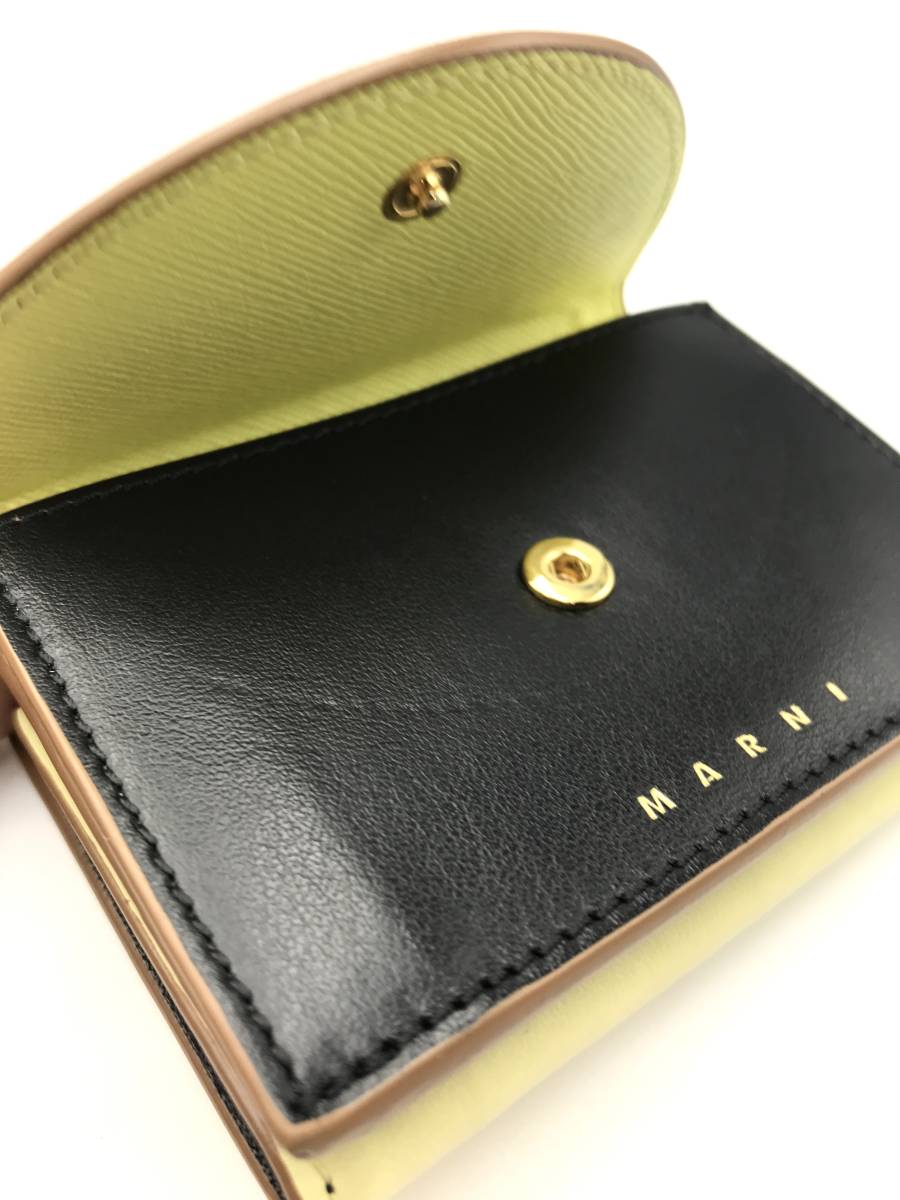 MARNI 二つ折りお財布 イエロー 箱付き