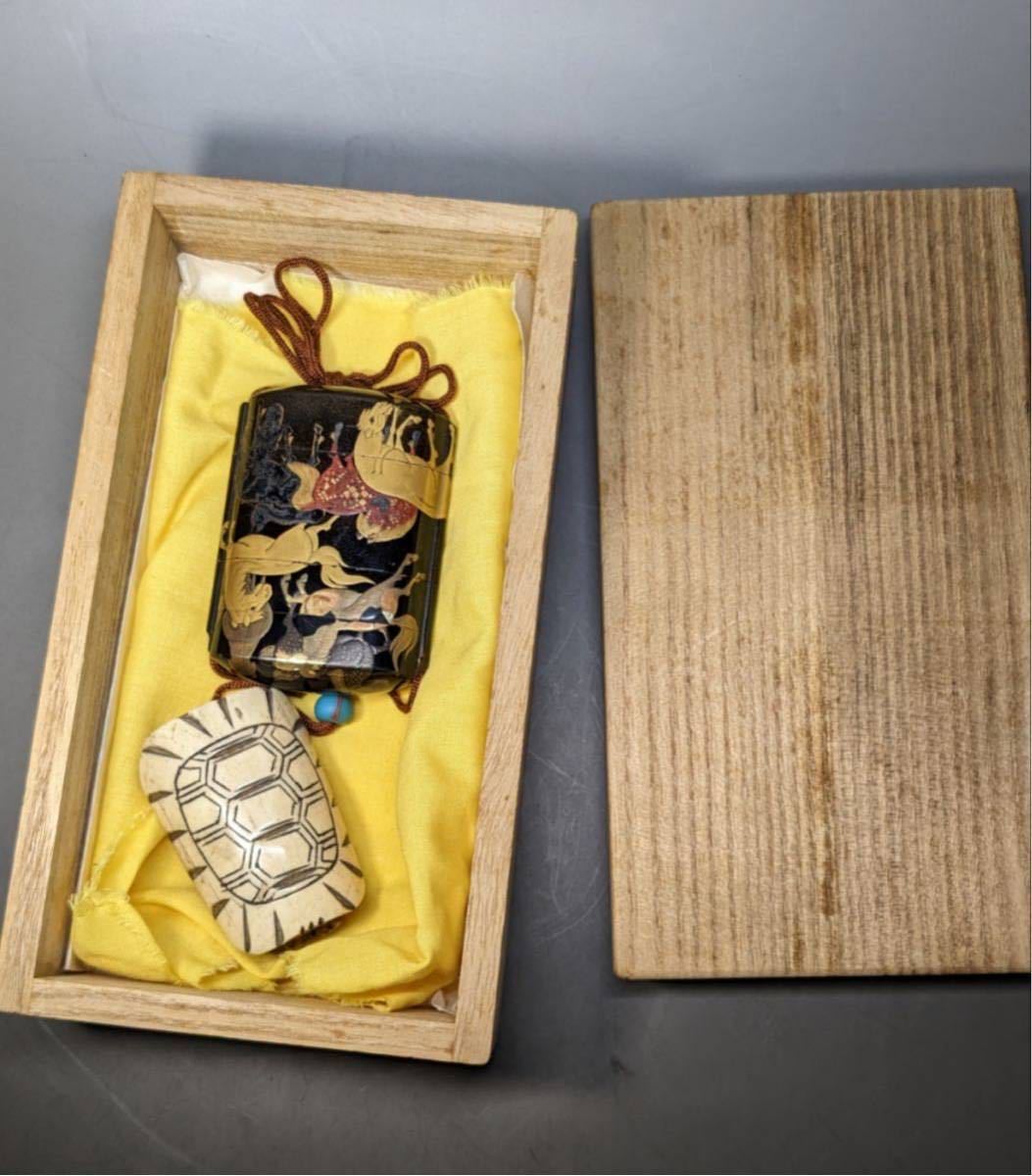 S2587 古美術 印籠 蒔絵 高蒔絵 馬図印籠 根付 亀の甲羅 時代物 S2587 古美術 印籠 蒔絵 高蒔絵 馬図印籠 根付 亀の甲羅 時代物