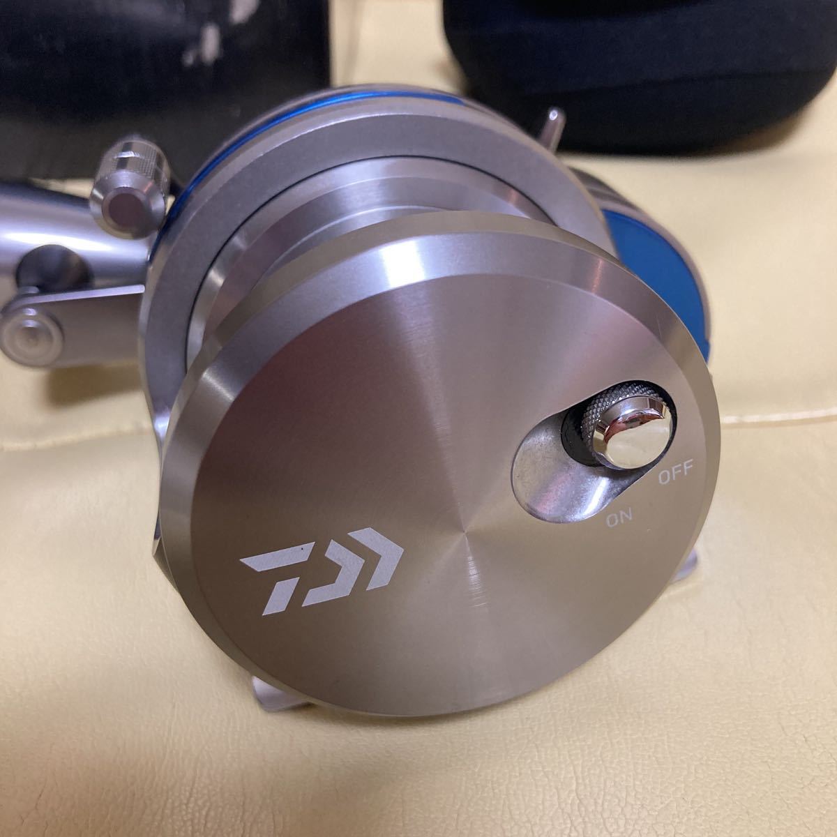 新品未使用 DAIWA ダイワ SALTIGA ソルティガ 35NHL-SJ スロージギング