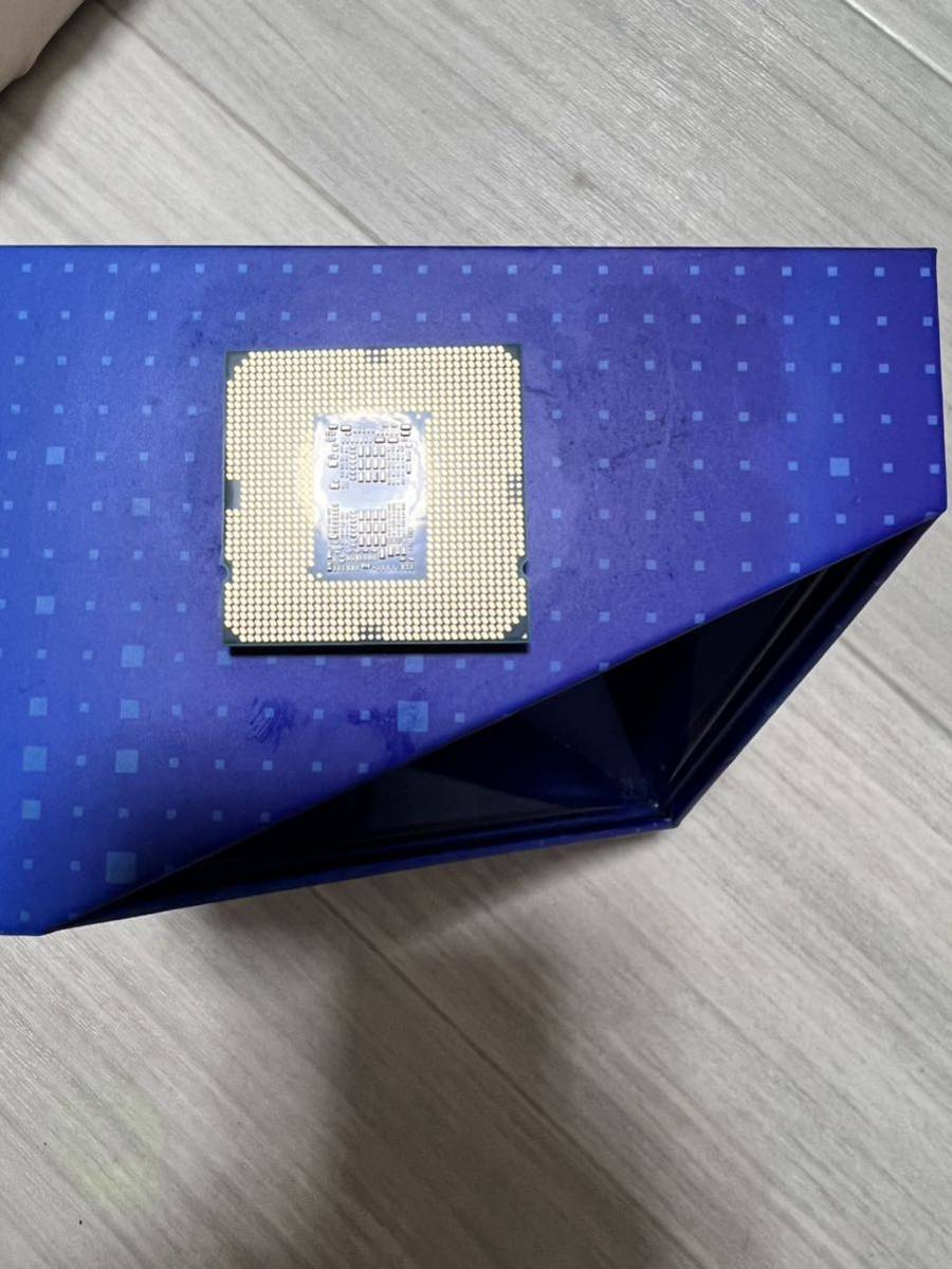 Intel Core i9 10900k LGA1150 3.7Ghz 20Mb Cache 正常に動作してい