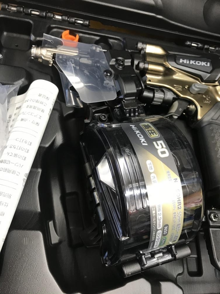 004☆未使用品・即決価格☆HiKOKI ハイコーキ 50mm高圧ロール釘打機