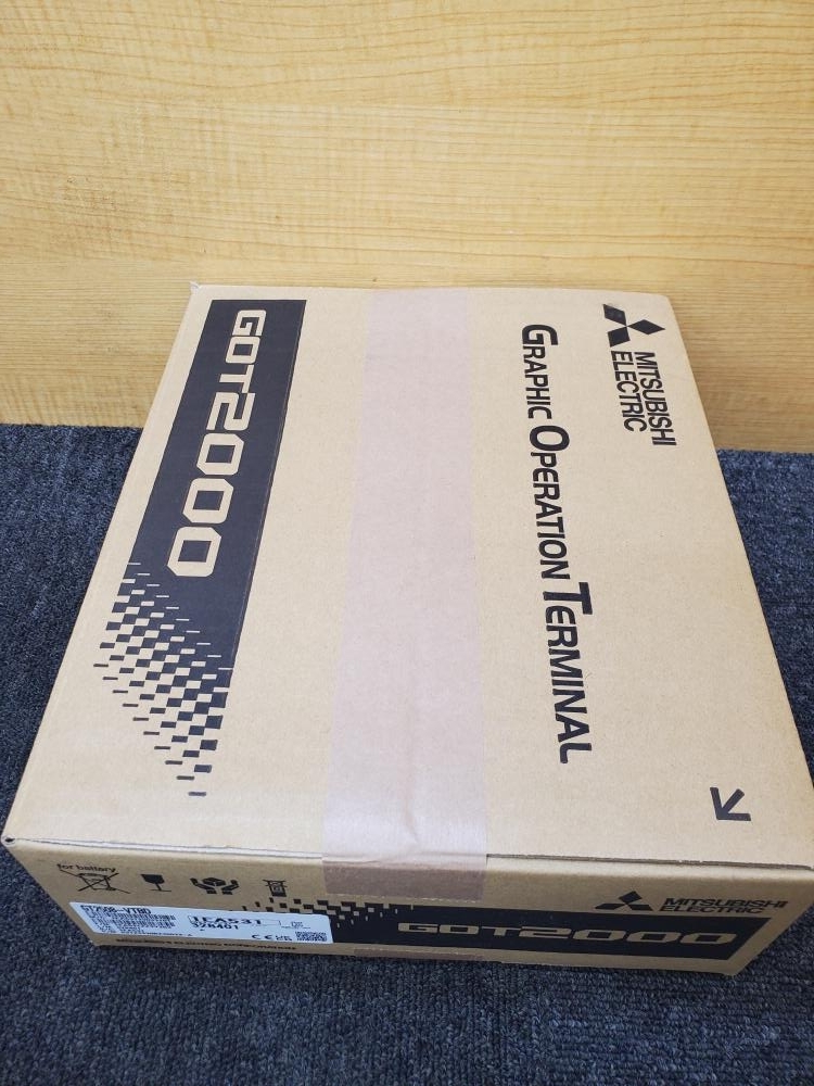 013♪未使用品♪三菱電機 MITSUBISHI 表示器 GOTシリーズ GT2508-VTBD
