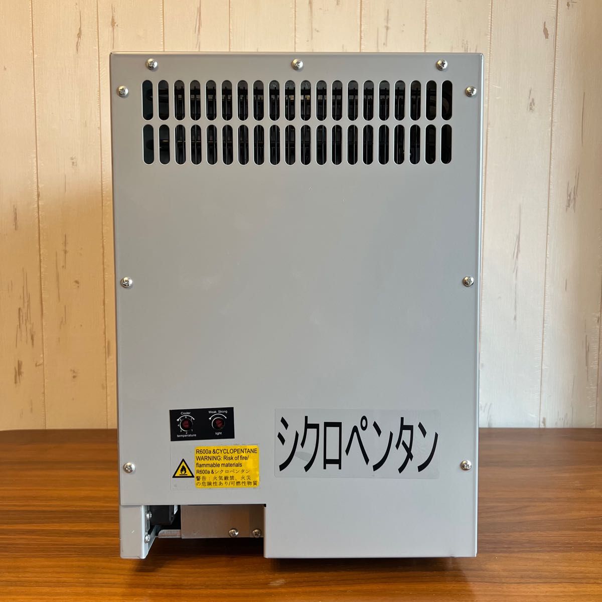 新品未使用 レッドブル 小型冷蔵庫 冷蔵庫 Red Bull RedBull red 新品未使用 レッドブル 小型冷蔵庫 冷蔵庫 Red Bull RedBull red