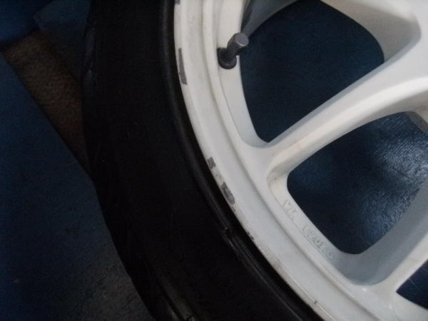 ワーク WORK 「EMITION CR」 ホイール 16×7J+35 4H 100 195/45R16
