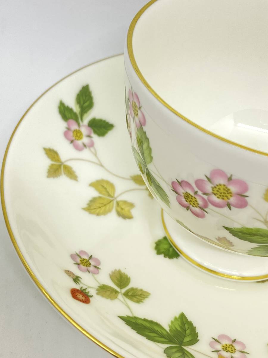 WEDGWOOD ウェッジウッド WILD STRAWBERRY Tea Cup & Saucer ワイルドストロベリー ティーカップ＆ソーサー *M234_画像4