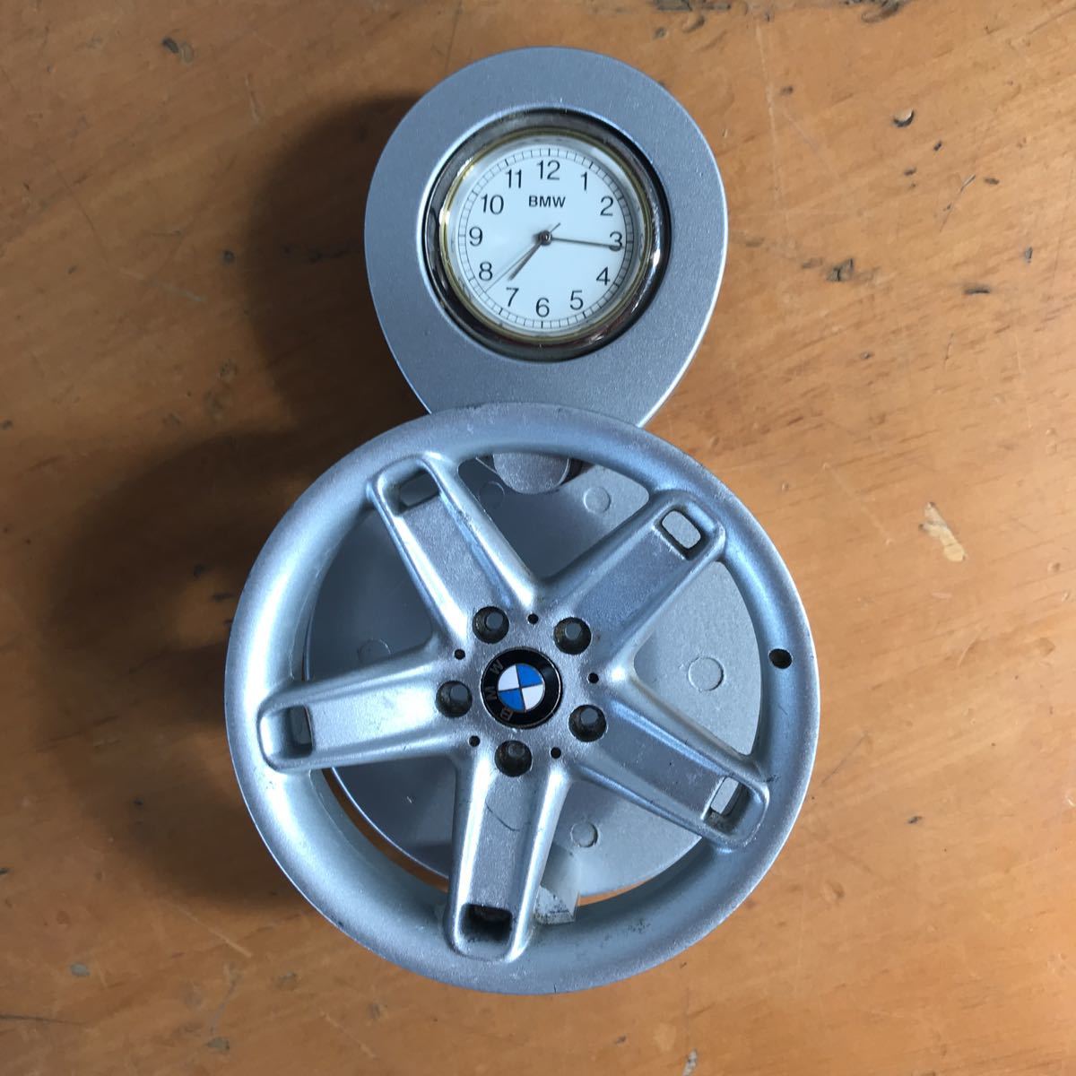 BMW/ホイール型 置時計の画像3