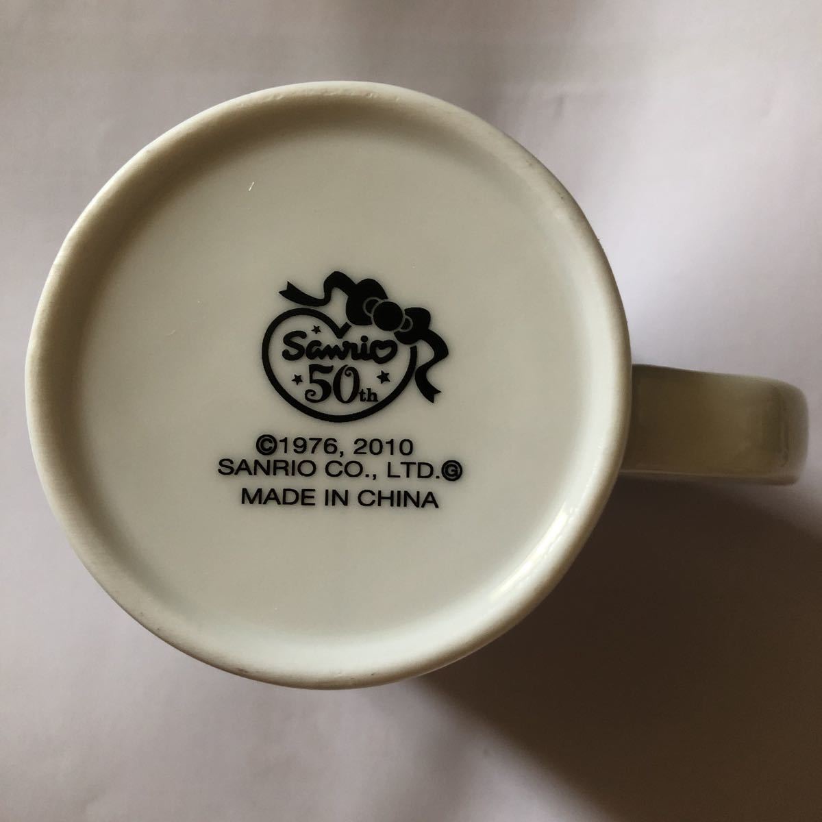  ultra rare goods Sanrio 50 anniversary commemoration 2010 year made Hello Kitty retro pattern ceramics mug 