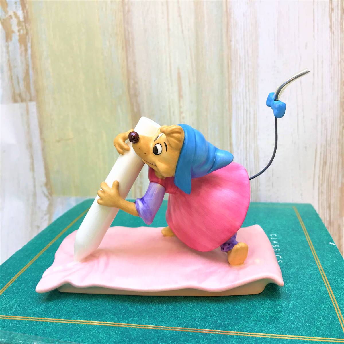 セールの激安通販 レア★WDCC シンデレラ Cinderella パーラ ネズミ 鼠 Chalk Mouse Perla 陶器製フィギュア★ディズニー Disney TDL