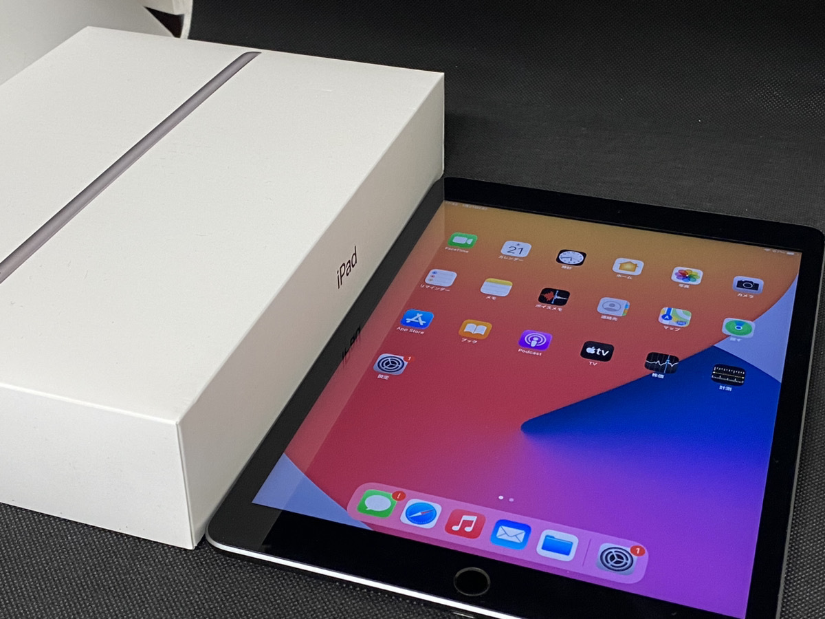 iPad 第８世代 SIMフリー-