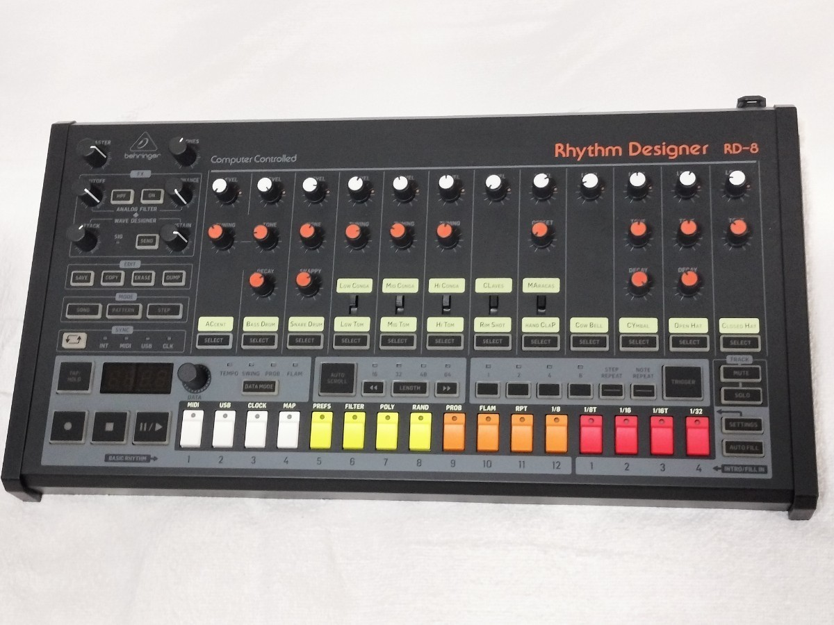 美品】ドラムマシン Behringer RD-8 mkⅡ リズムマシン connectedfire.com