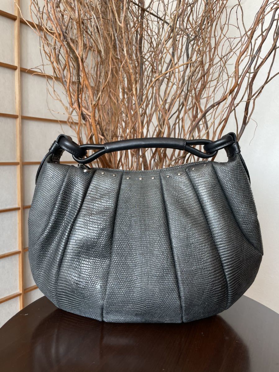 お値打ち価格【美品】Bag liore ワンショルダーバッグ　シルバー　ハンドバッグ