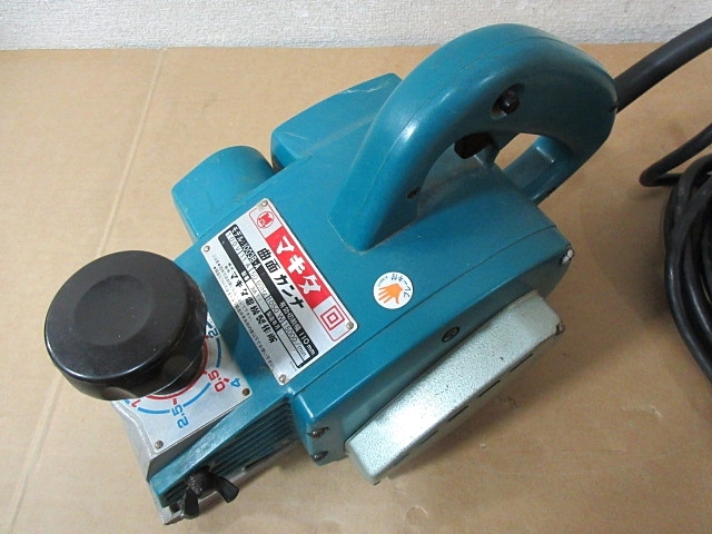 ☆マキタ makita 曲面カンナ 1003B-A 有効切削幅 110mm 100V 11A ☆マキタ makita 曲面カンナ 1003B-A 有効切削幅 110mm 100V 11A