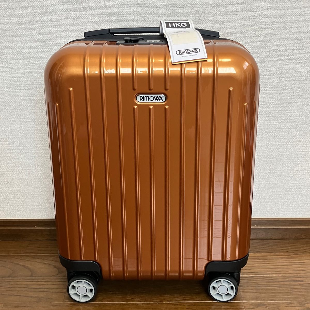 新品 RIMOWA SALSA AIR MINI リモワ サルサエアー ミニ4輪 22L 新品 RIMOWA SALSA AIR MINI リモワ サルサエアー ミニ4輪 22L