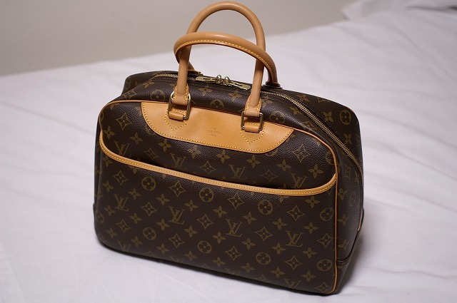 LOUIS VUITTON ルイヴィトン ドーヴィル モノグラム ハンドバッグ