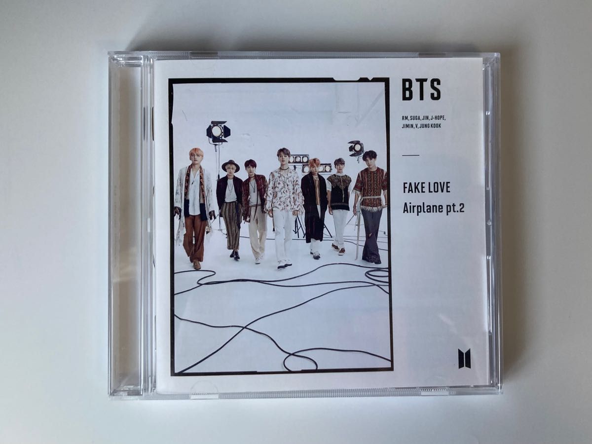 BTS CD+フォトブック　Fake Love/Airplane.pt2  初回限定盤C