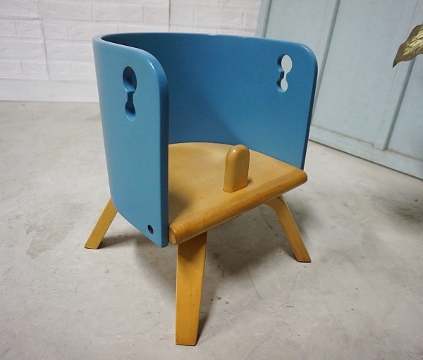  Northern Europe modern CAROTA Caro ta Sasaki . light baby chair child chair Kids chair bending tree child chair chair / actus 