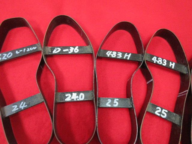 　8GY3770くつ型 靴のソール抜き型　抜型　8個セット 　24/25ｃｍ　靴裁断用抜刃型_画像2