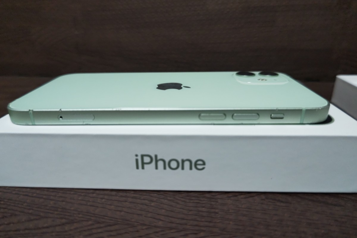 SIMフリー iPhone 12 64GB グリーン バッテリー新品 最大容量表示100％ 残債無し ネットワーク制限○ green iPhone12 