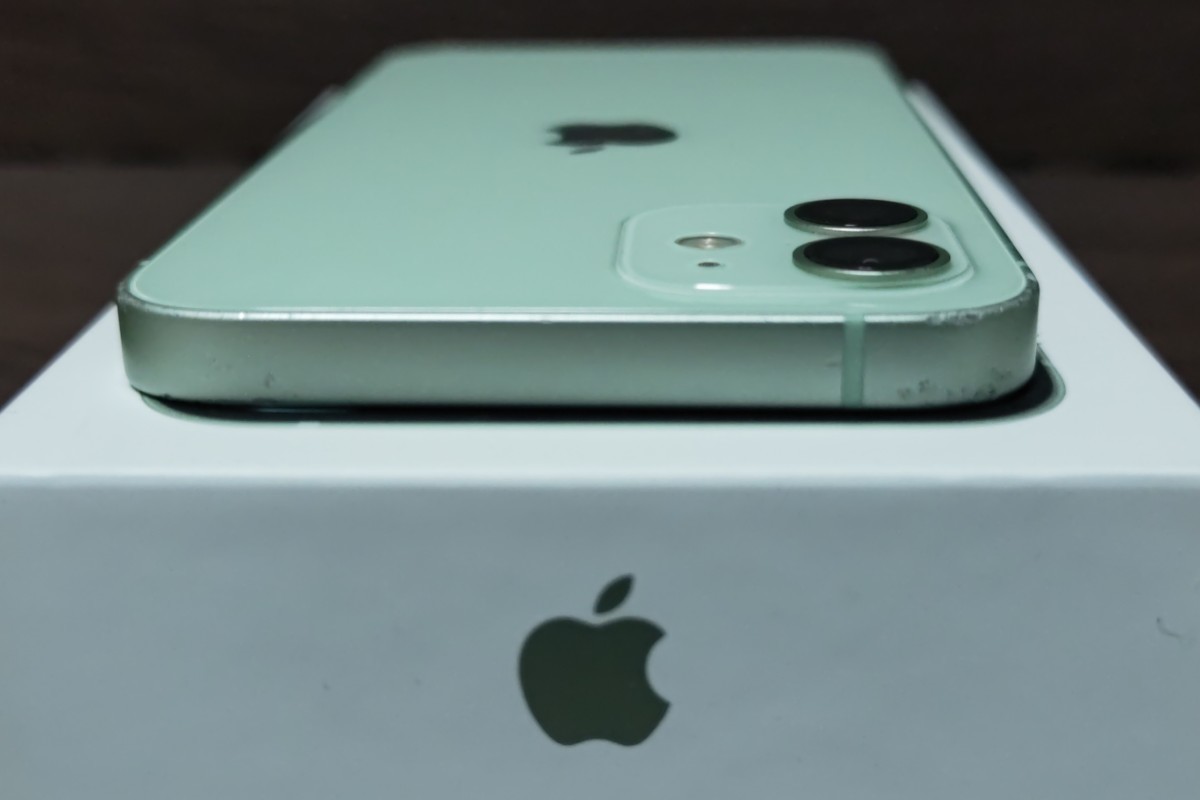 SIMフリー iPhone 12 64GB グリーン バッテリー新品 最大容量表示100