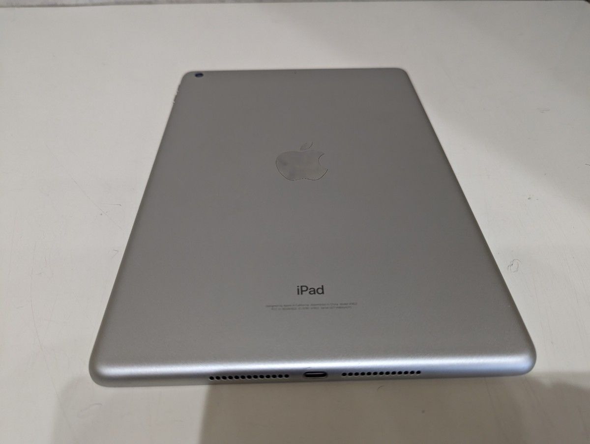 iPad 第5世代 Wi-Fiモデル32GB ジャンク