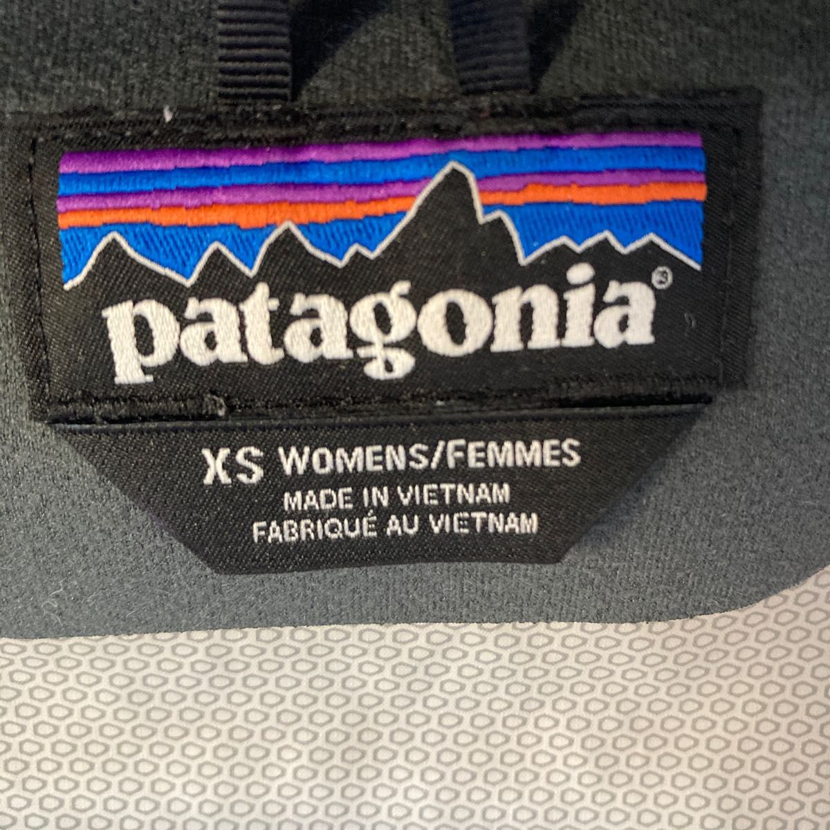 patagonia パタゴニア パタゴニア　マウンテンパーカー ナイロンジャケット レディース　ネイビー