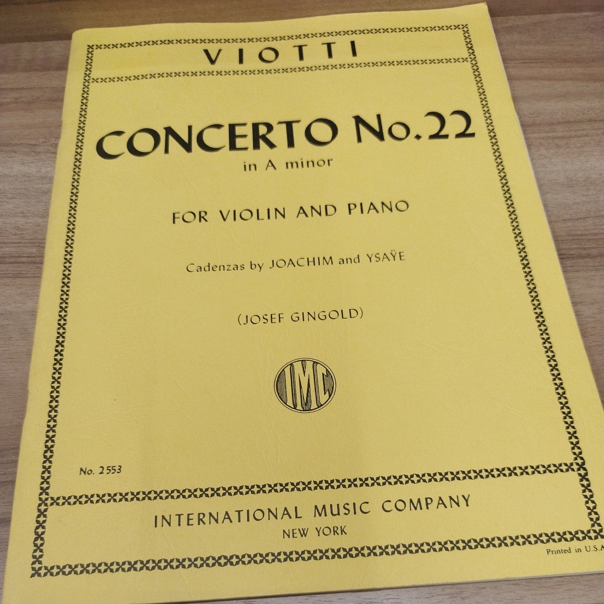 CONCERTO NO.22 in A minor FOR VIOLIN AND PIANO