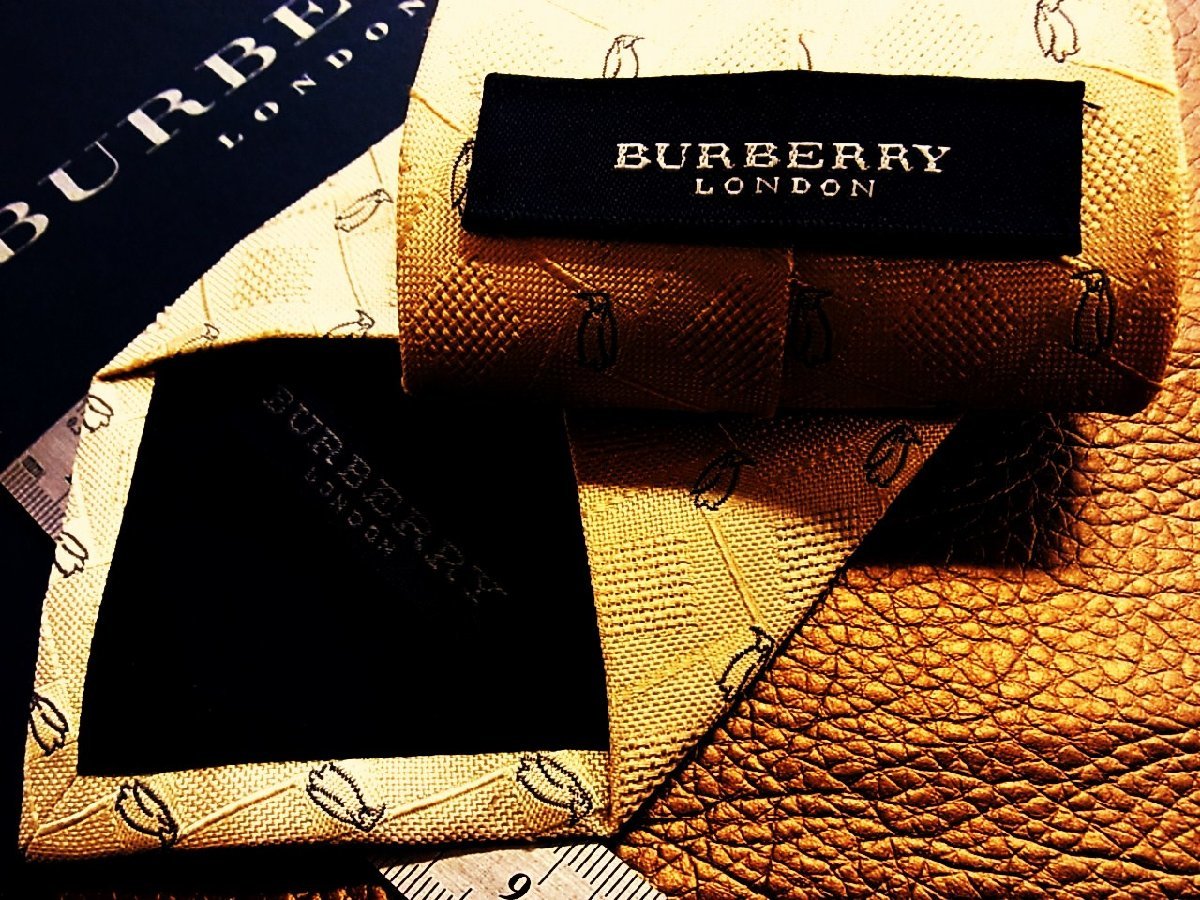 ★良品★3R00534【BURBERRY】バーバリー「ペンギン 柄」ネクタイ_画像2