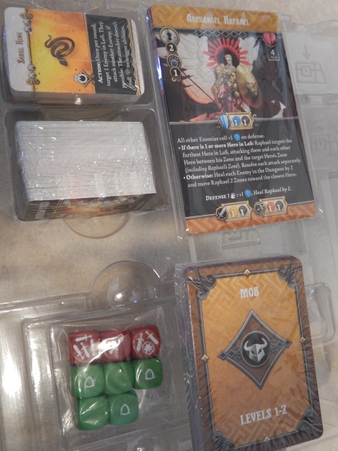 未使用美品 和訳シール付き Massive Darkness 2(マッシヴ 未使用美品 和訳シール付き Massive Darkness 2(マッシヴ